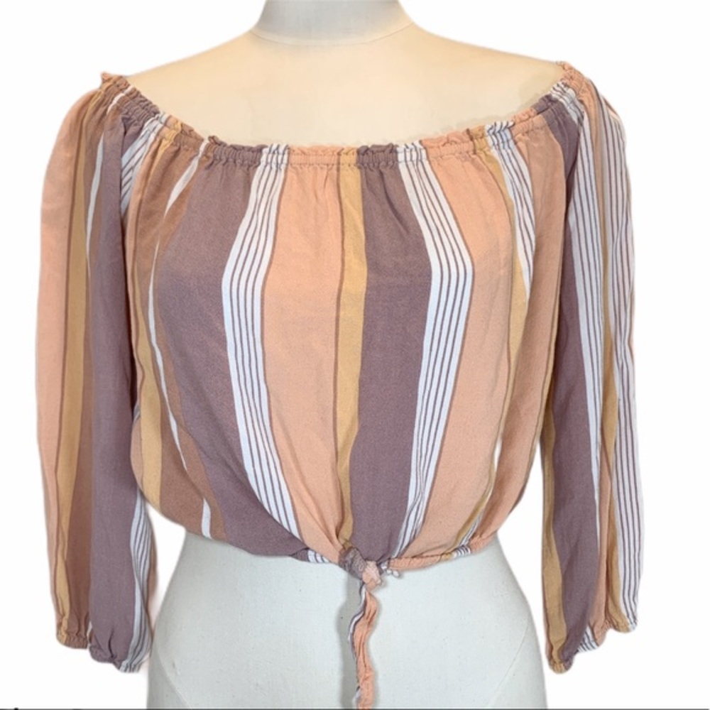 Chloe & Katie Boho‎ Off The Shoulder Crop Top